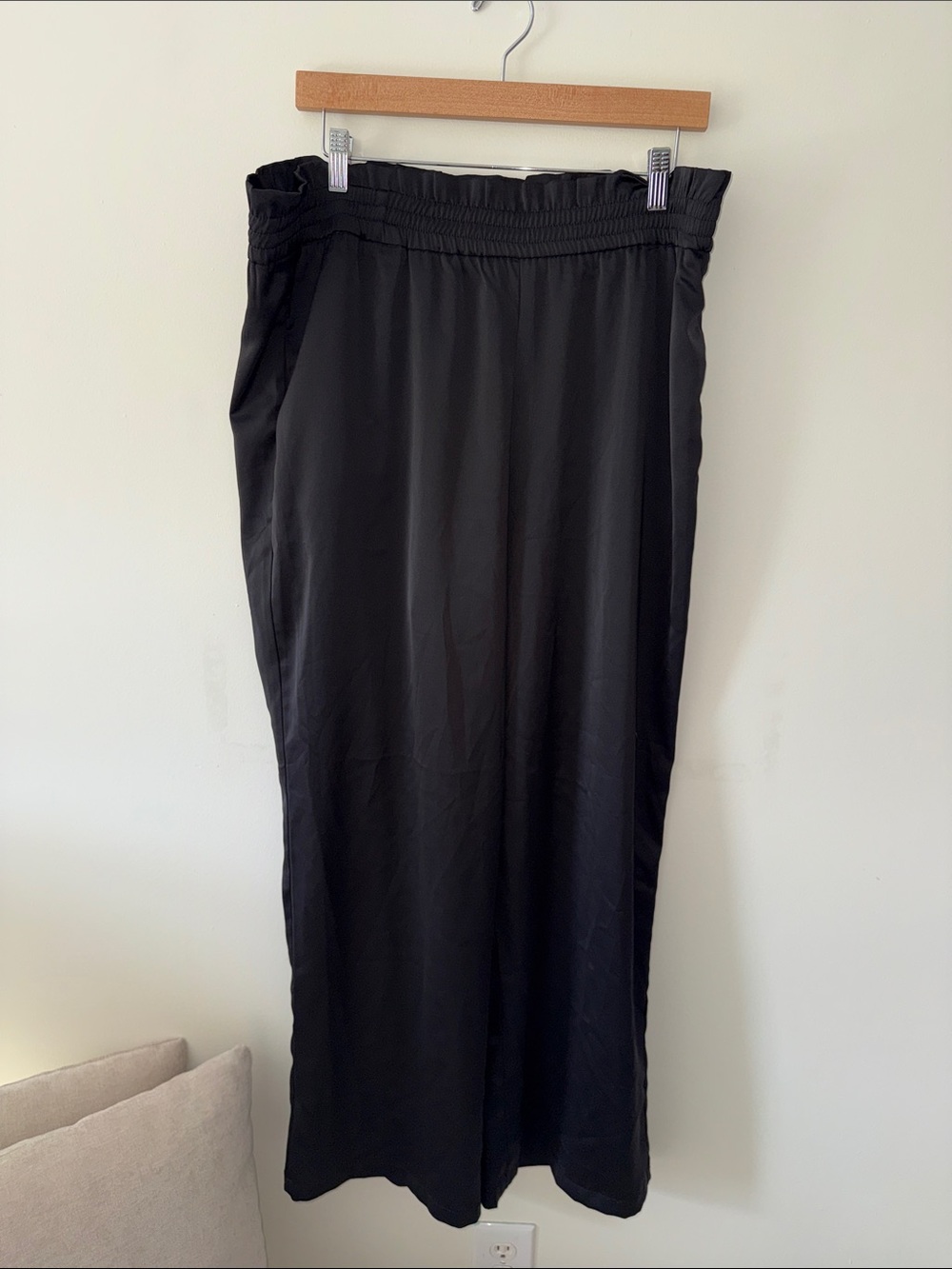 Joie Black Wide-Leg Elastic Waist Satin Pants